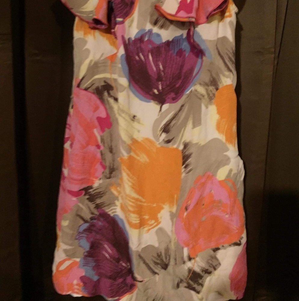Dress - Picture 2 of 4